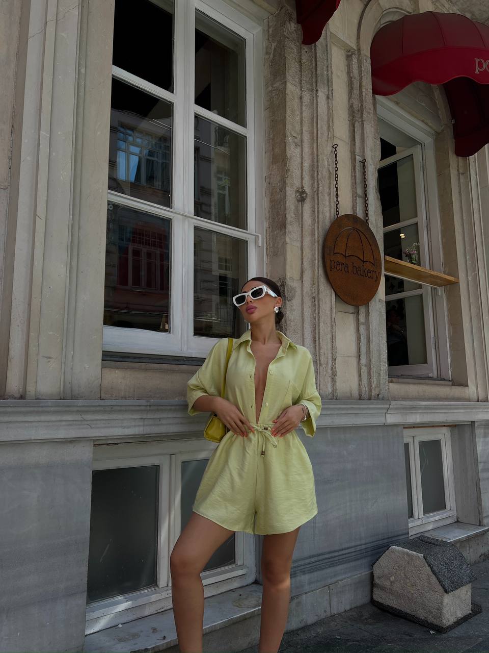 Off-Duty Set - Apple