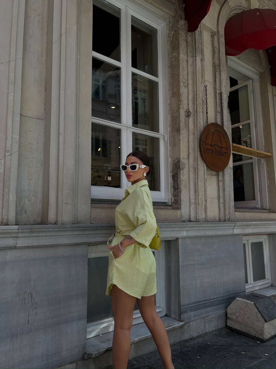 Off-Duty Set - Apple